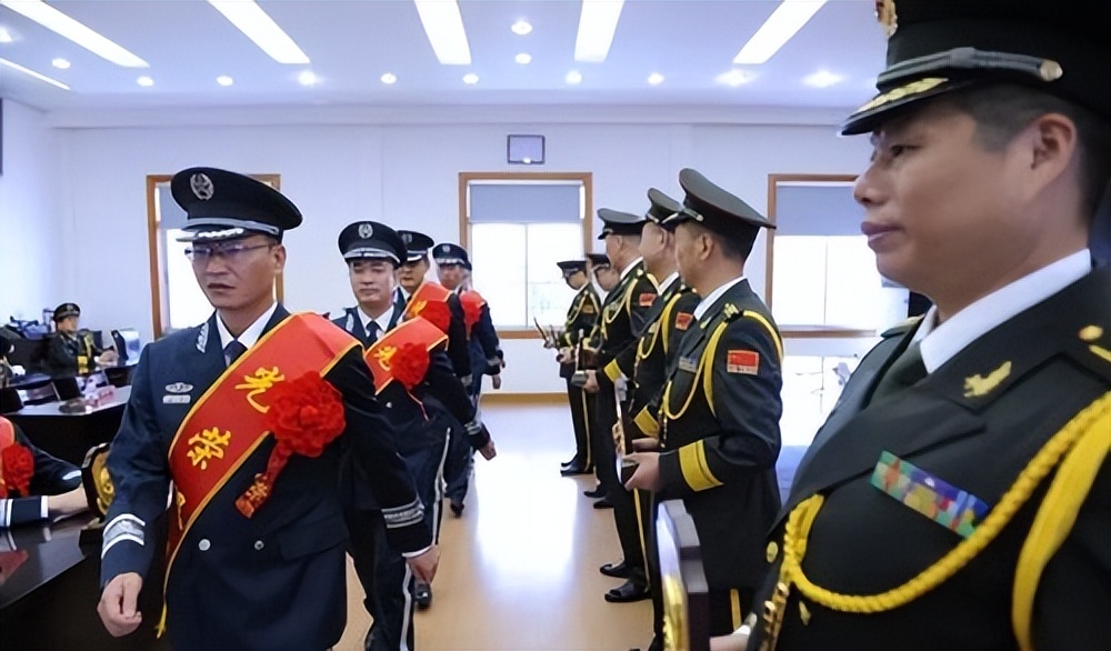 军队文职offer,军队文职技术岗待遇30万年薪