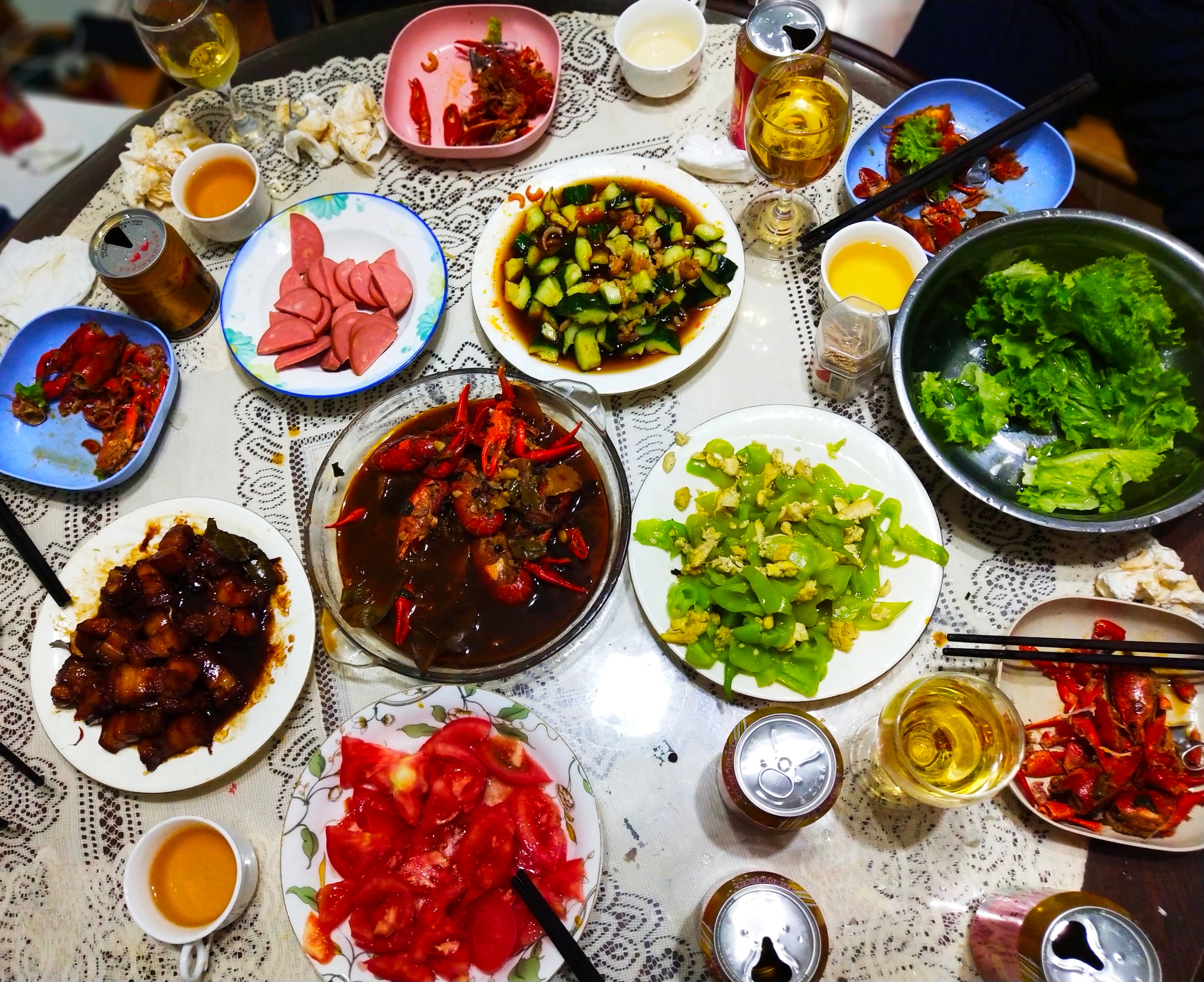 上午跑滴滴赚钱,晚上第一次做小龙虾招待朋友,以后再不想做了