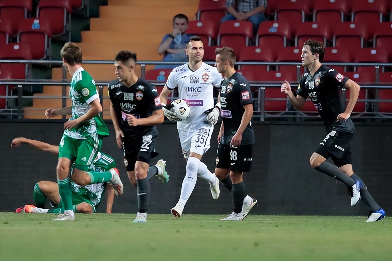 乌拉尔和克拉斯,克拉诺斯乌拉尔