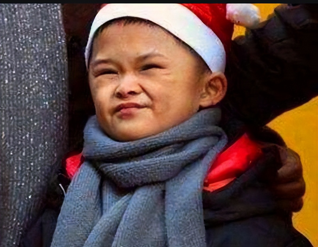 以前的小马云对比现在的小马云,小马云走红四年被抛弃