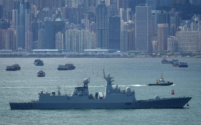 中国出口吨位最大的三艘舰艇，满载排水量超2万吨，泰国就占了2艘