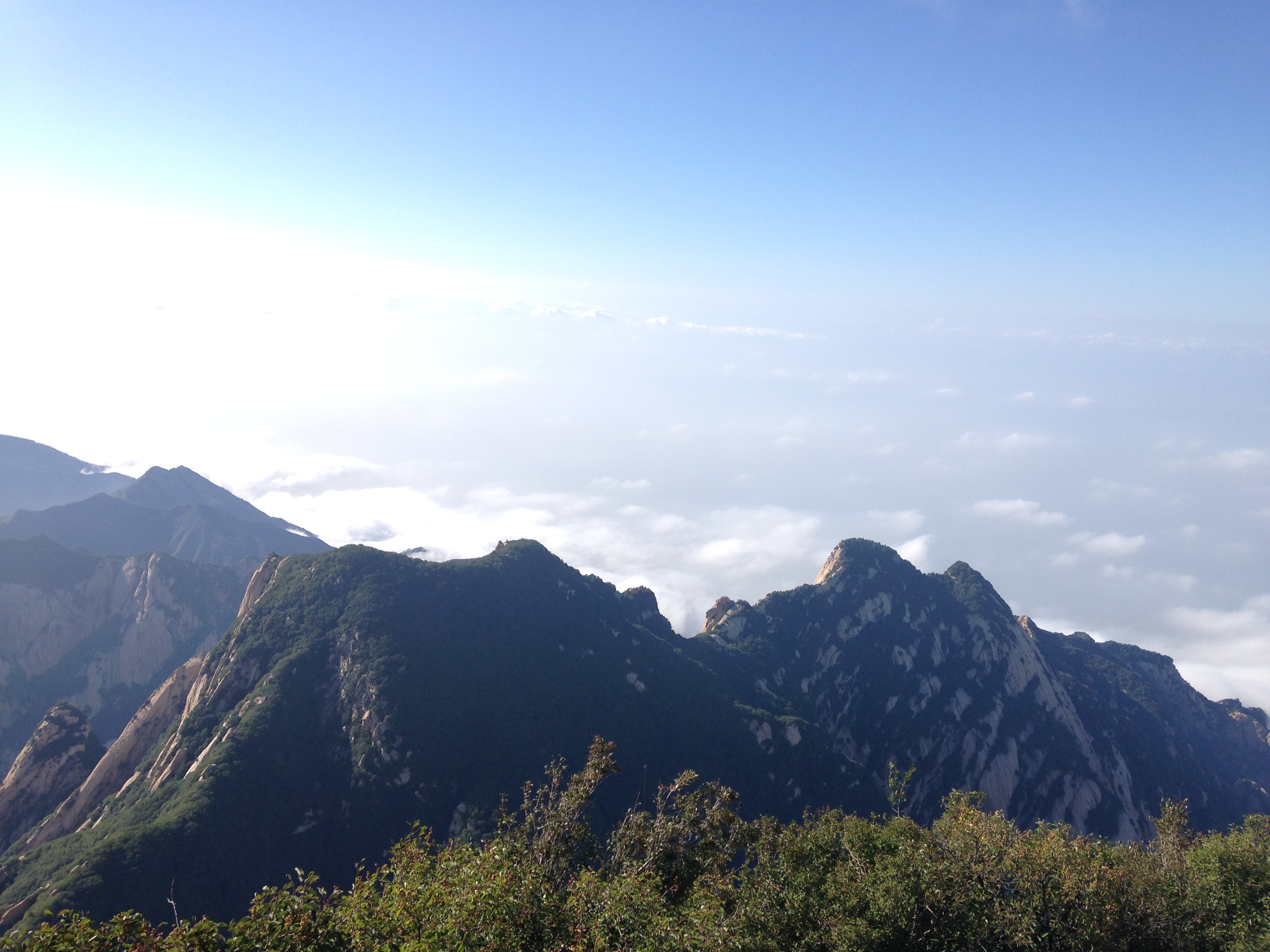 华山这么危险建议爬吗,去华山一定得爬最险的吗