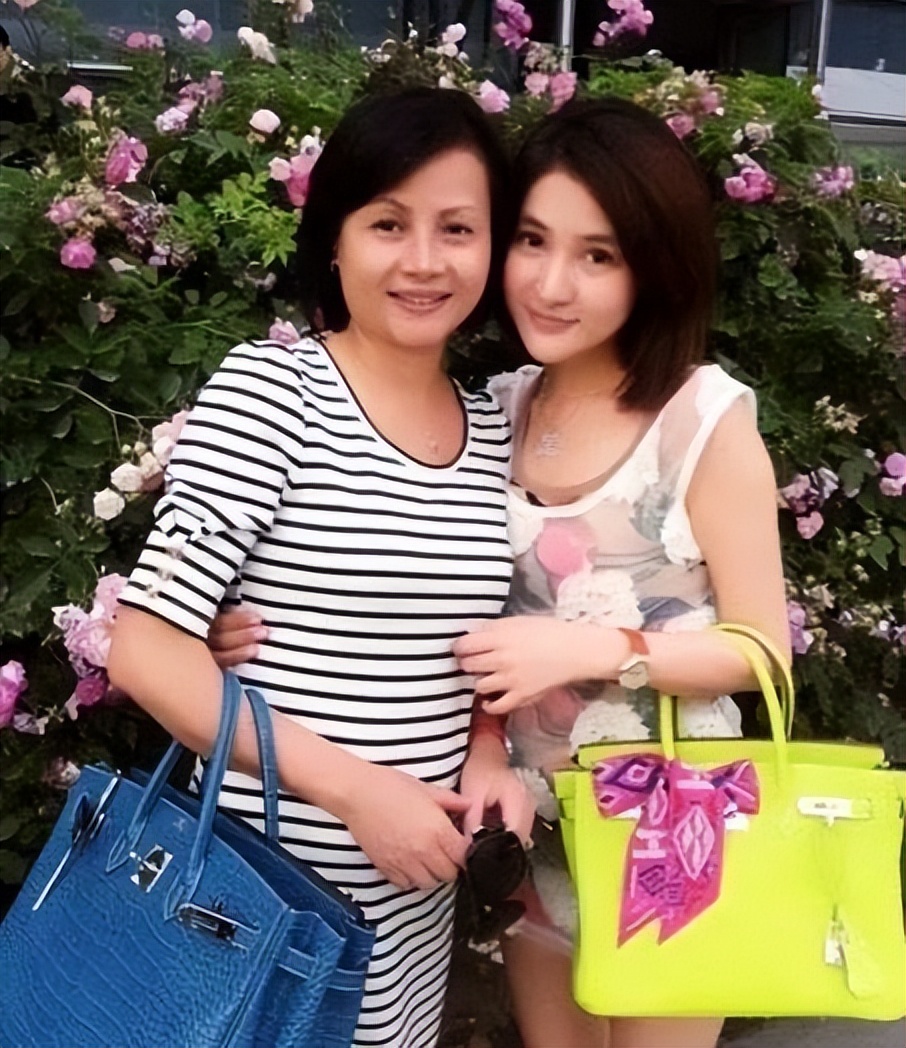 郭美美：从网红鼻祖到两次沦为阶下囚，看她的家庭就不觉得奇怪了