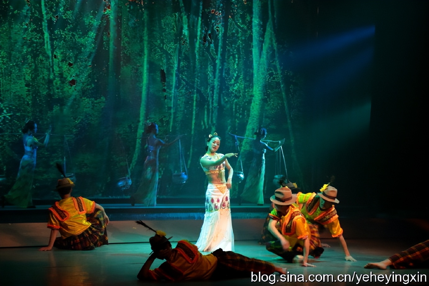 丽江丽水金沙表演好看吗,丽水金沙民族歌舞表演