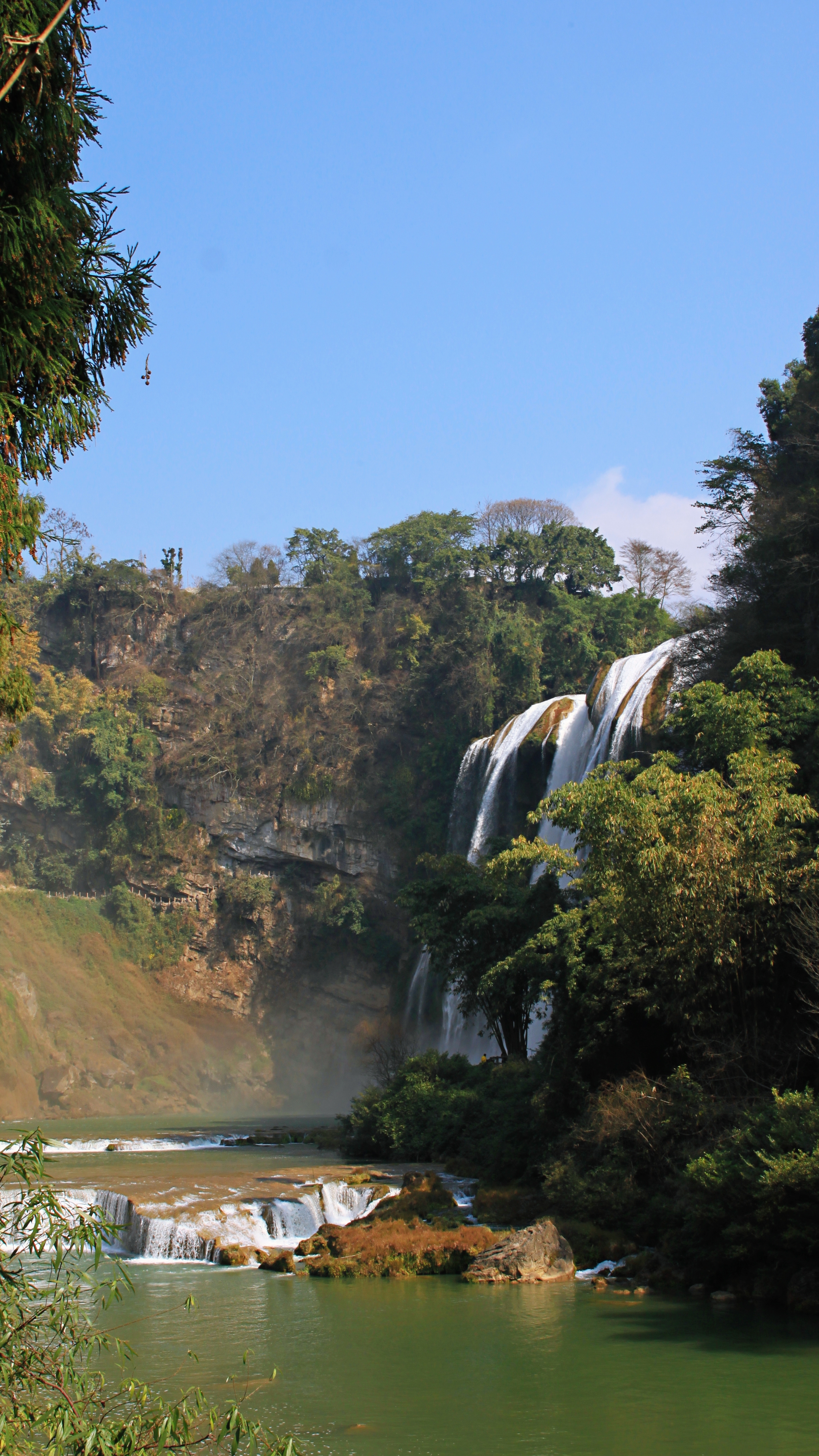 多彩贵州黄果树苗寨,多彩贵州黄果树风景区