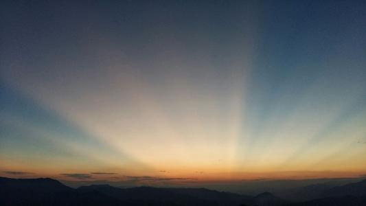 兴趣是最好的老师作文600字,兴趣作文中考范文