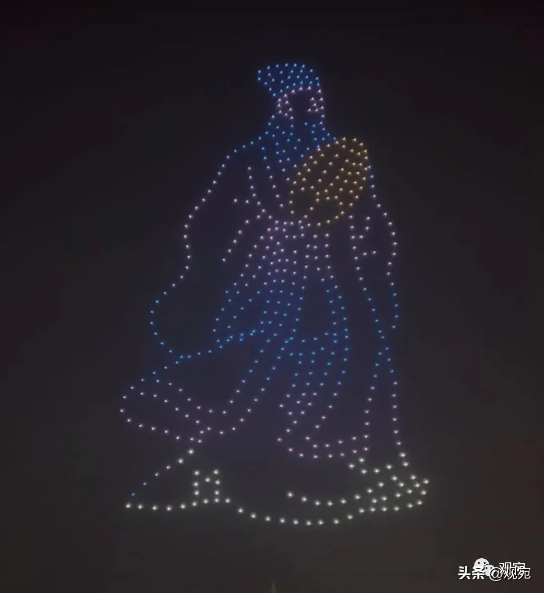 卧龙岗的会表演的无人机,南阳无人机灯光秀是哪个团队的