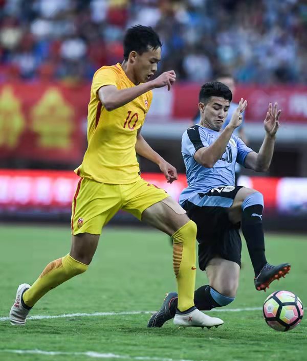 切勿吹捧!他们曾经比方昊更出色,盘点中国足球五大被遗忘的新星