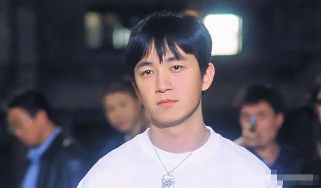 沉寂多年潘粤明中年逆袭,潘粤明离婚后的现状