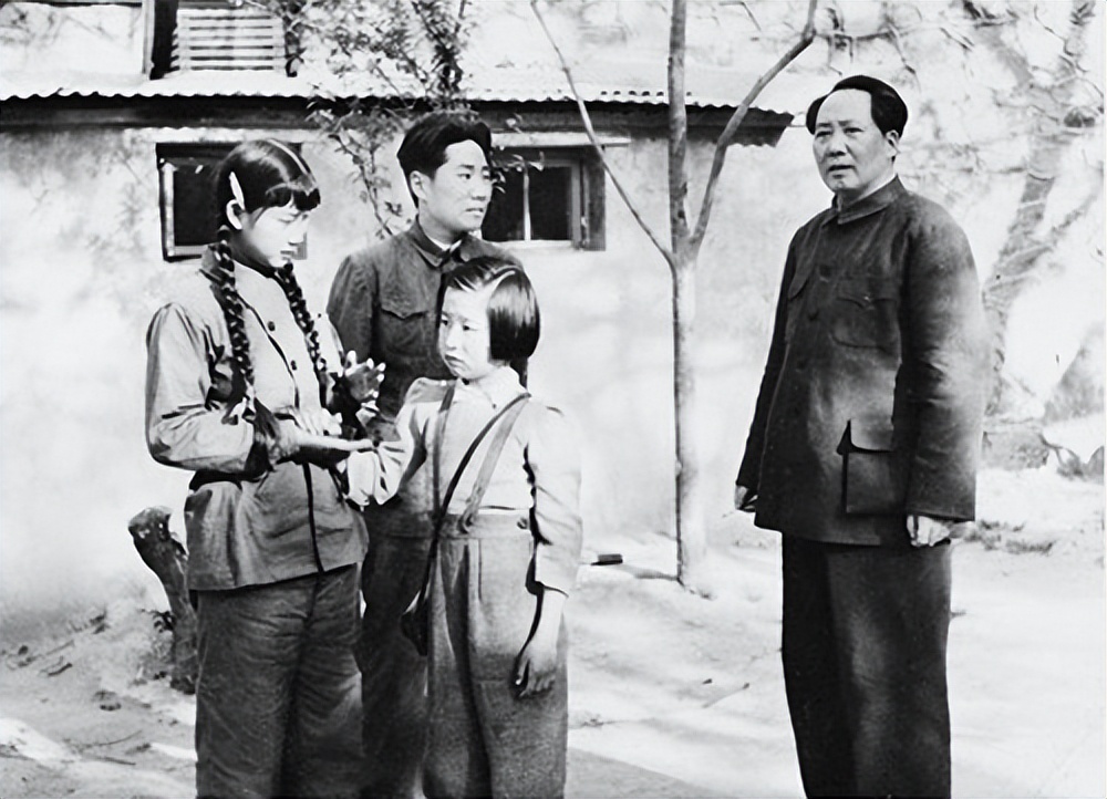 毛岸英结婚时，毛主席都请了哪些人？酒席的标准有多高？