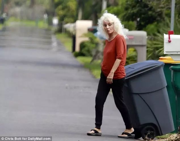 80年代国外中彩票的事件,外国中彩票后的真实故事