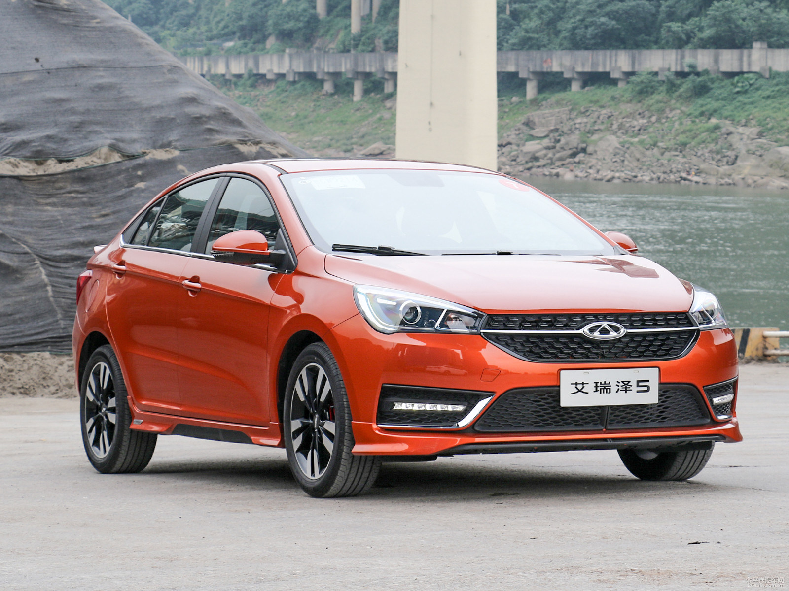 综合油耗比较低的几款车推荐,想买国产车什么车最好