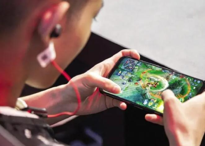 网络游戏外挂涉嫌多种违法,破特大非法经营网络游戏案