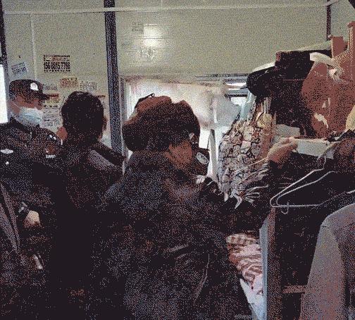 被拐聋哑老人寻亲,被工地收留六年的聋哑老人