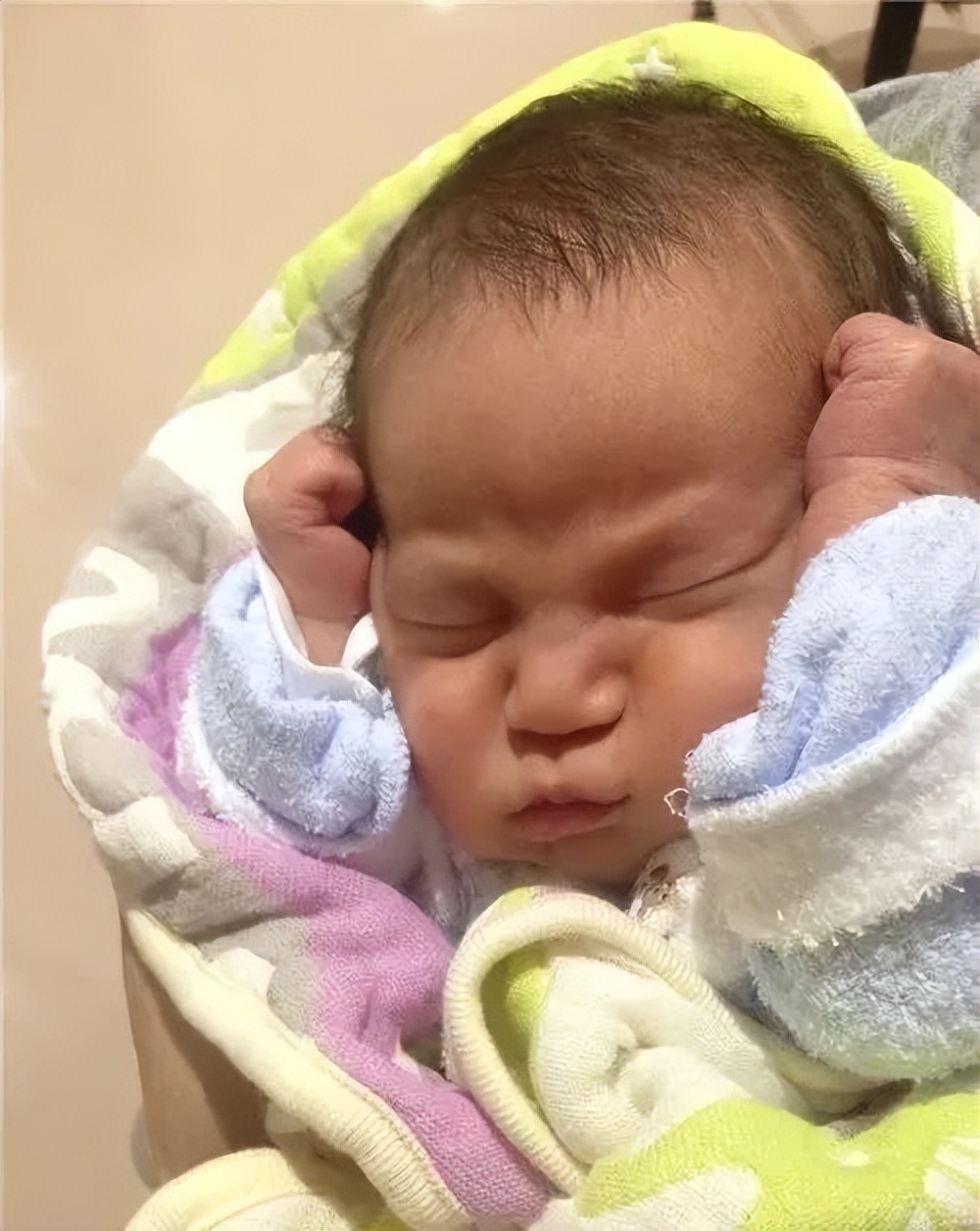 日本拍孩子丑照大赛,日本最丑选美大赛