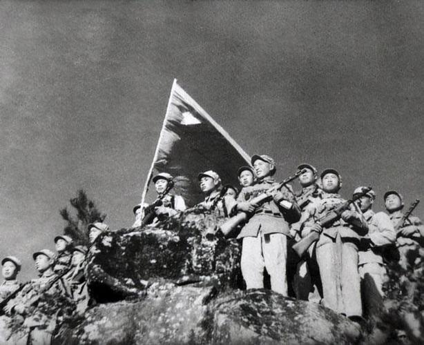 上甘岭英雄崔建功军衔,上甘岭特级战斗英雄十大名将