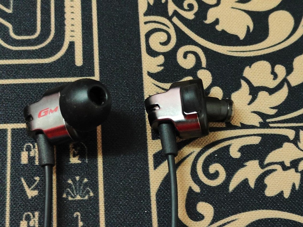 漫步者gm380max声卡版,漫步者gm380声卡版怎么调麦