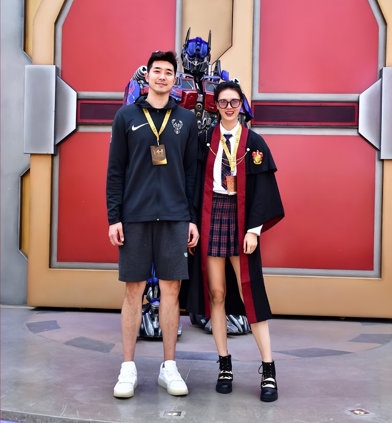 cba太太团抢戏颜值耐打,cba惊艳美女