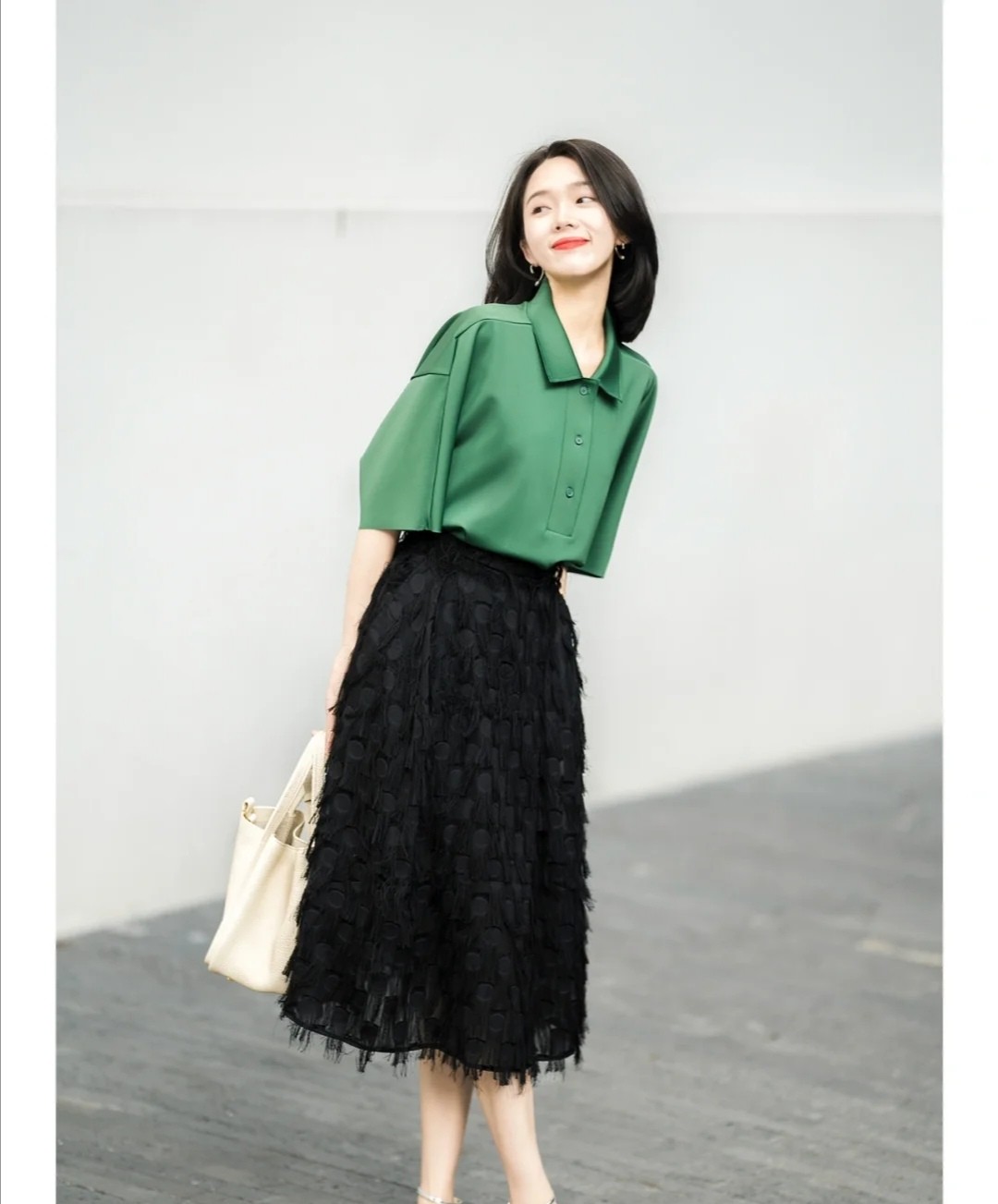 小麦色适合的高级穿衣搭配,你穿衣是老气还是优雅