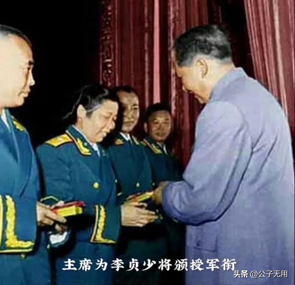 1955年授军衔仪式现有几人,1955年军衔制共多少人