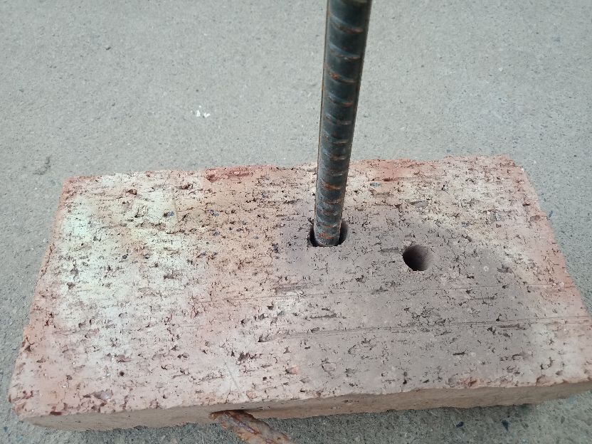 电锤打孔不崩的方法,电锤墙面打孔不掉灰妙招