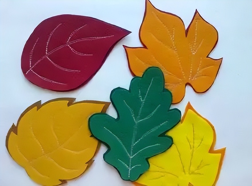 学生手工制作秋天的风景,秋天手工创意作品一叶知秋