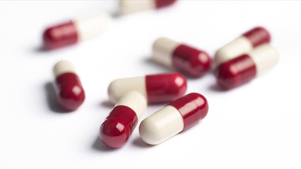 新冠“治疗”新药千金藤素是啥？此药会终结疫情吗？专家说出实情