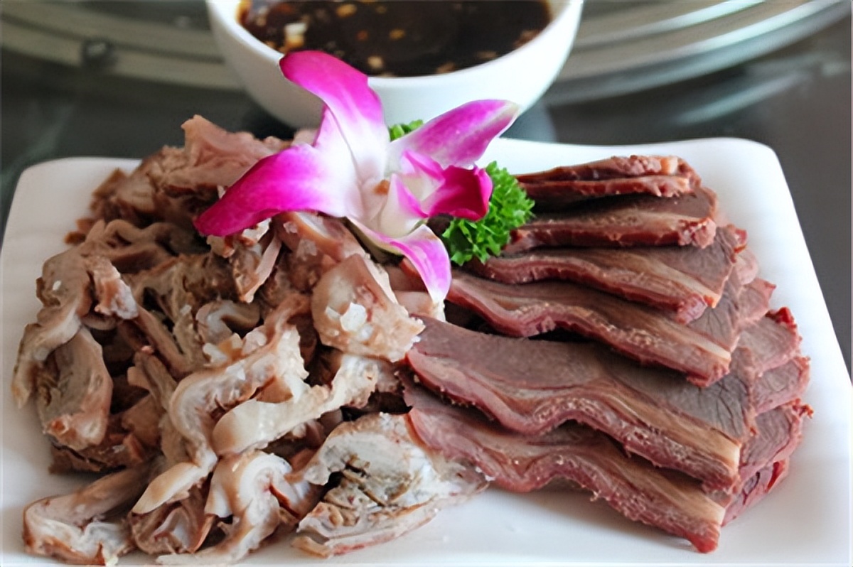 冬天天气寒冷要吃哪些食物暖身,冬季御寒多吃这六种食物