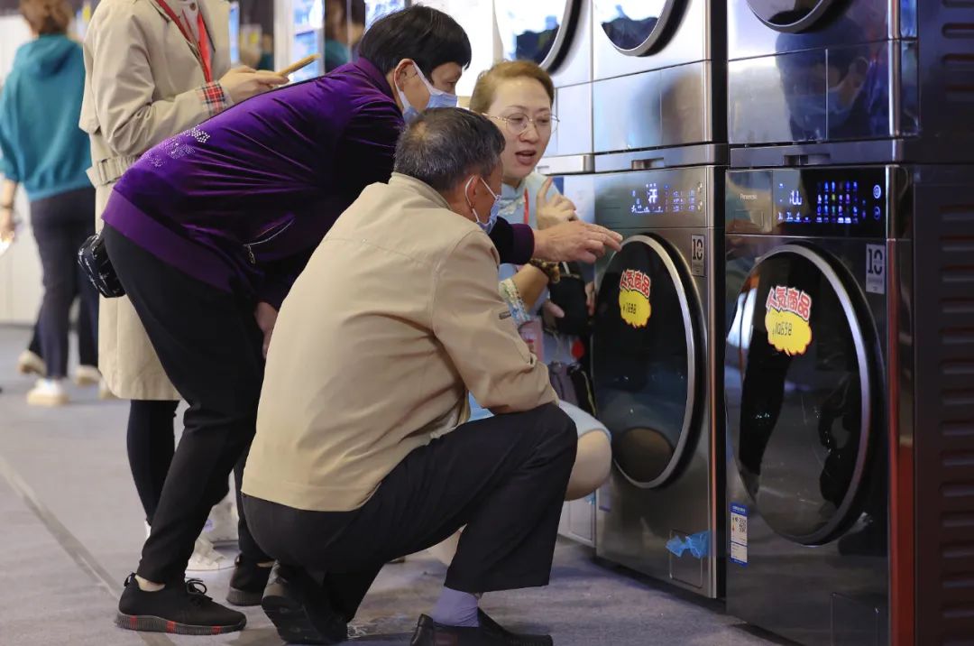 腕表价格为什么大跳水 (黄金价格大跳水)