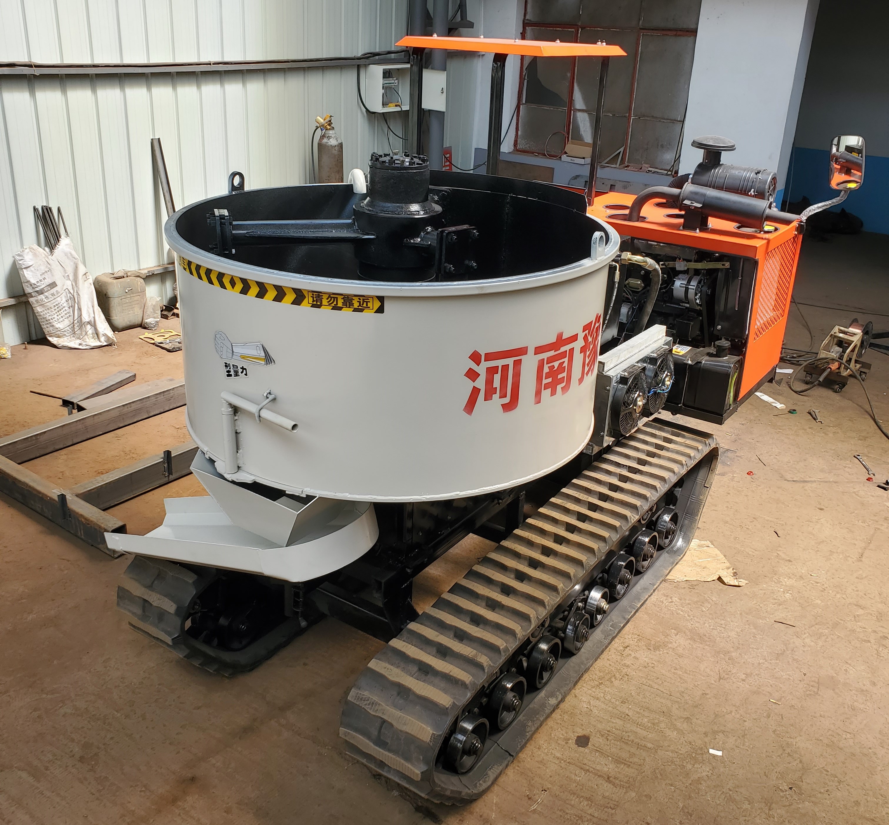 混凝土搅拌车车牌号大全及图片,混凝土搅拌车型号大全