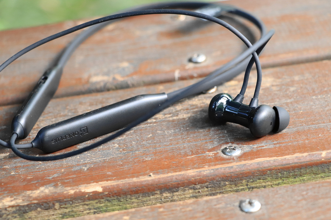 oppoencom33和一加云耳z2区别,一加云耳z2耳机通话