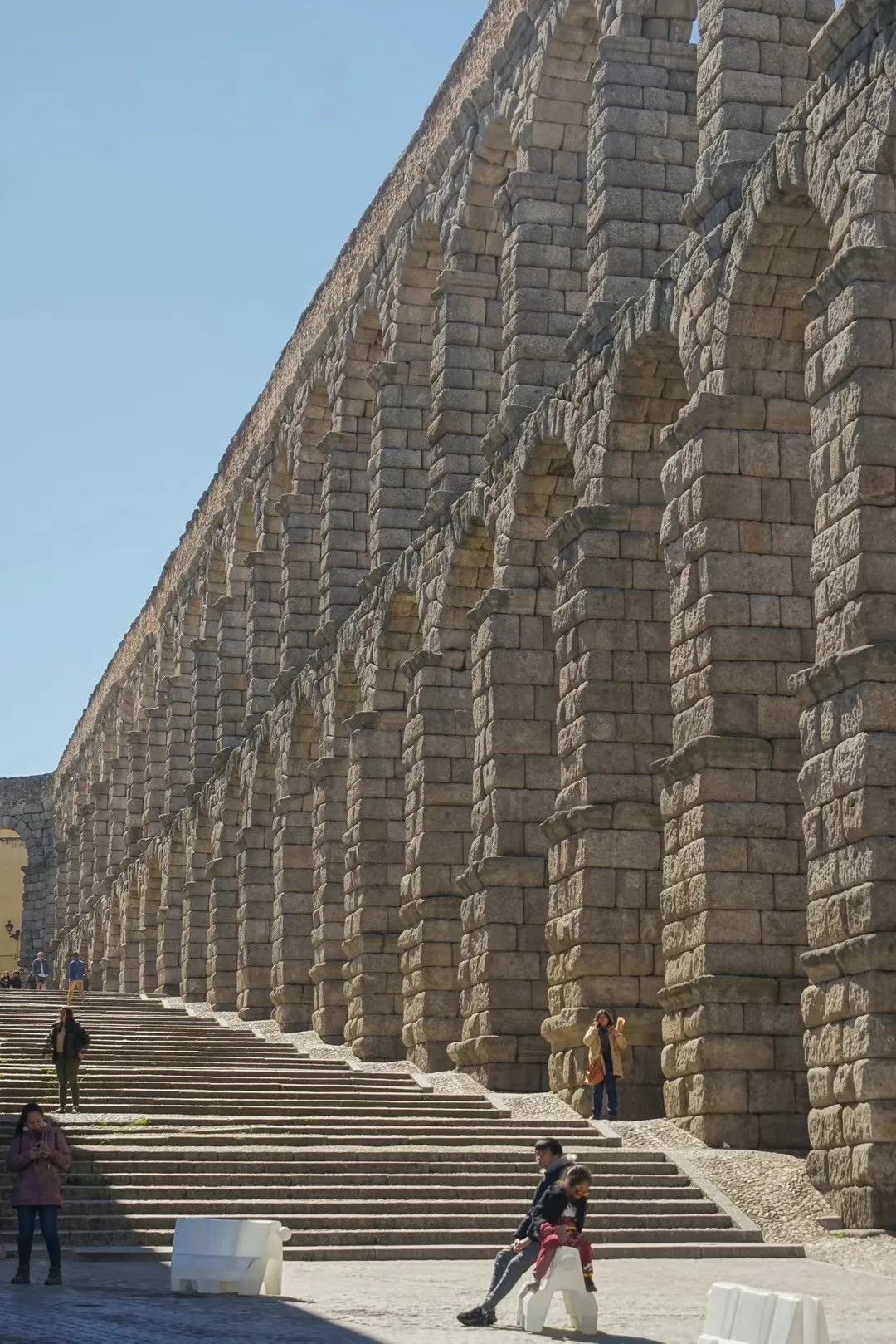 如果你认识建筑系幸周澜屹……