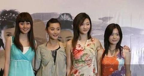 【晚清*楼青**旧影】女子丰乳肥臀，媚态撩人，风姿依旧！