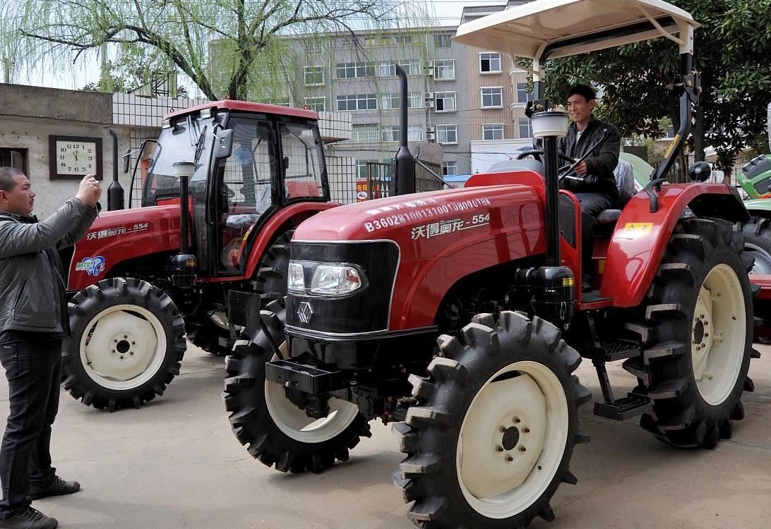 农业合作社购买农机补贴政策,农民个人购买农机有补贴吗