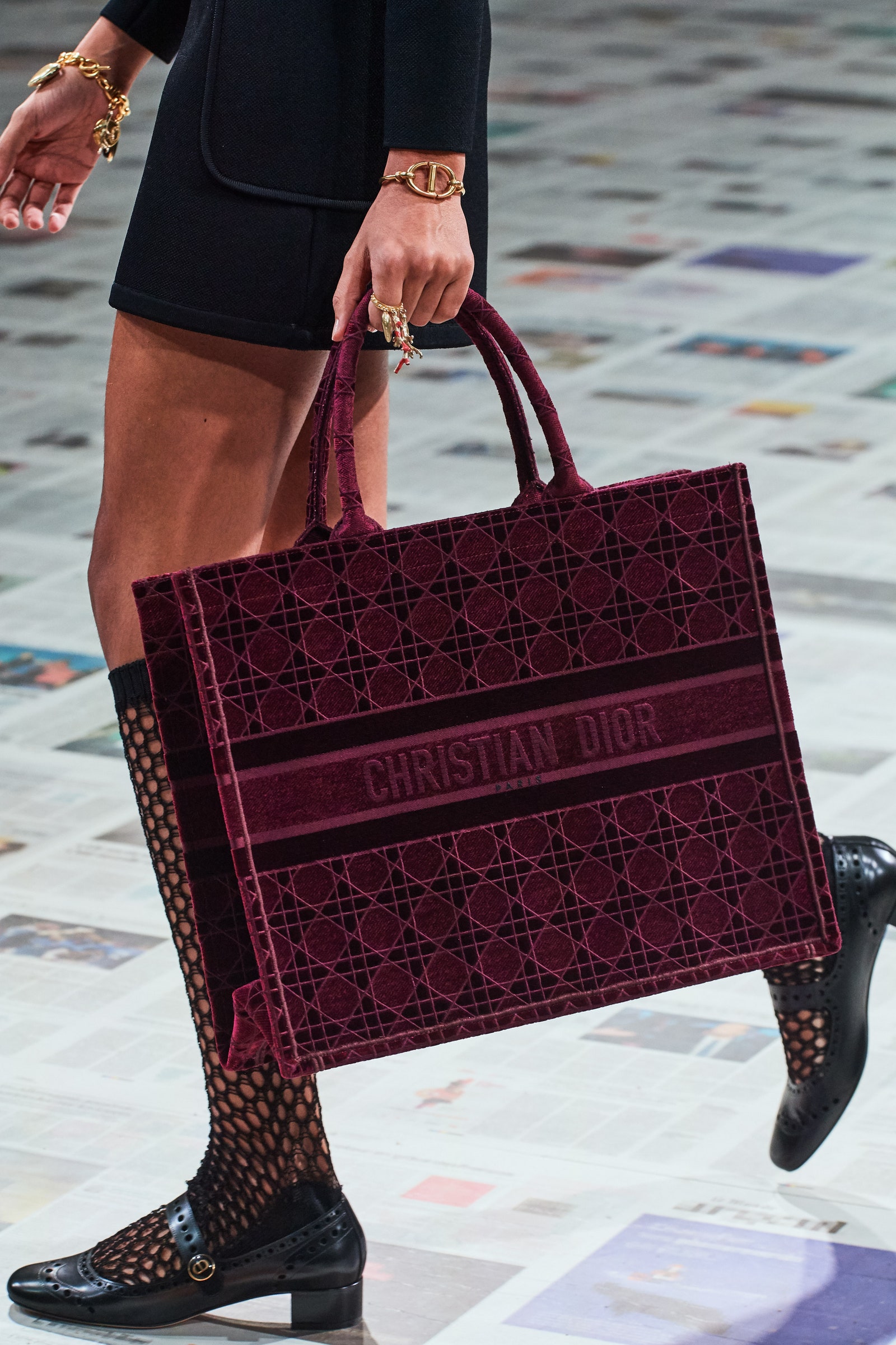 2021春夏配饰趋势,2022年爆款服饰配饰