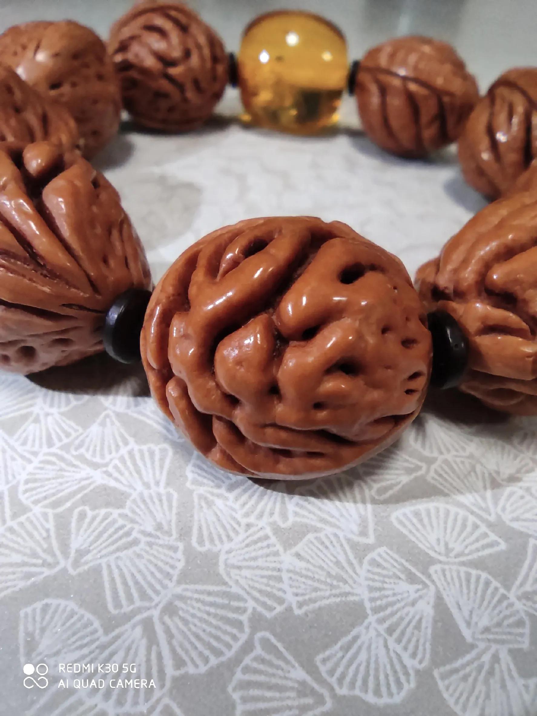 玩桃核小技巧,怎么用一个桃核玩出新花样