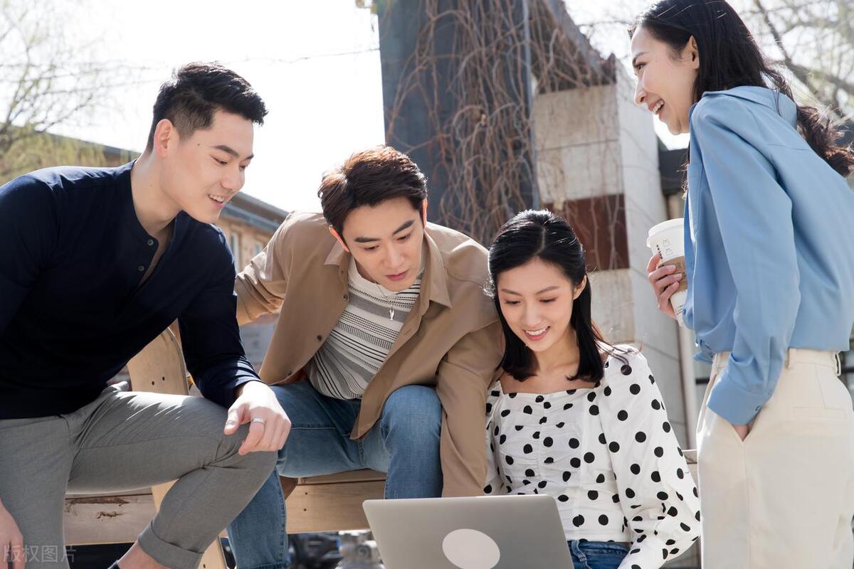 为人处事上真正聪明人的姿态,聪明人是如何为人处事耍心机的