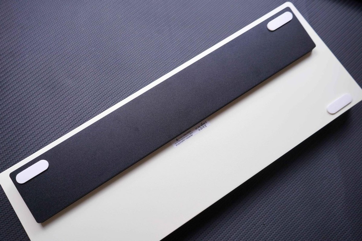 键盘中的美食家！黑爵AKC087千层酥体验：颜值和手感全都要