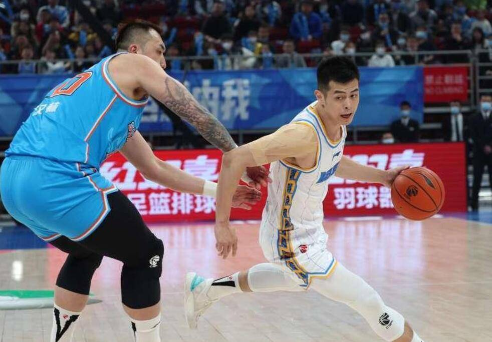 北京首钢力克新疆男篮,北京首钢击败辽宁