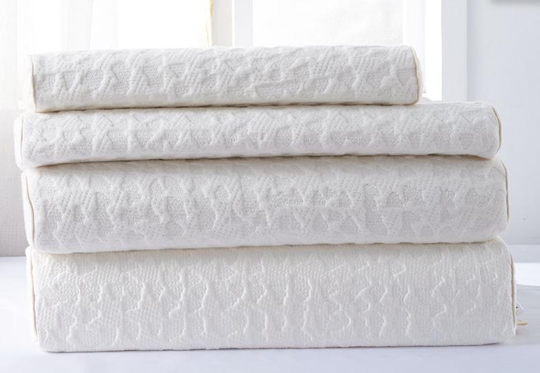 宝宝多大用小米枕头,宝宝多大不要用定型枕