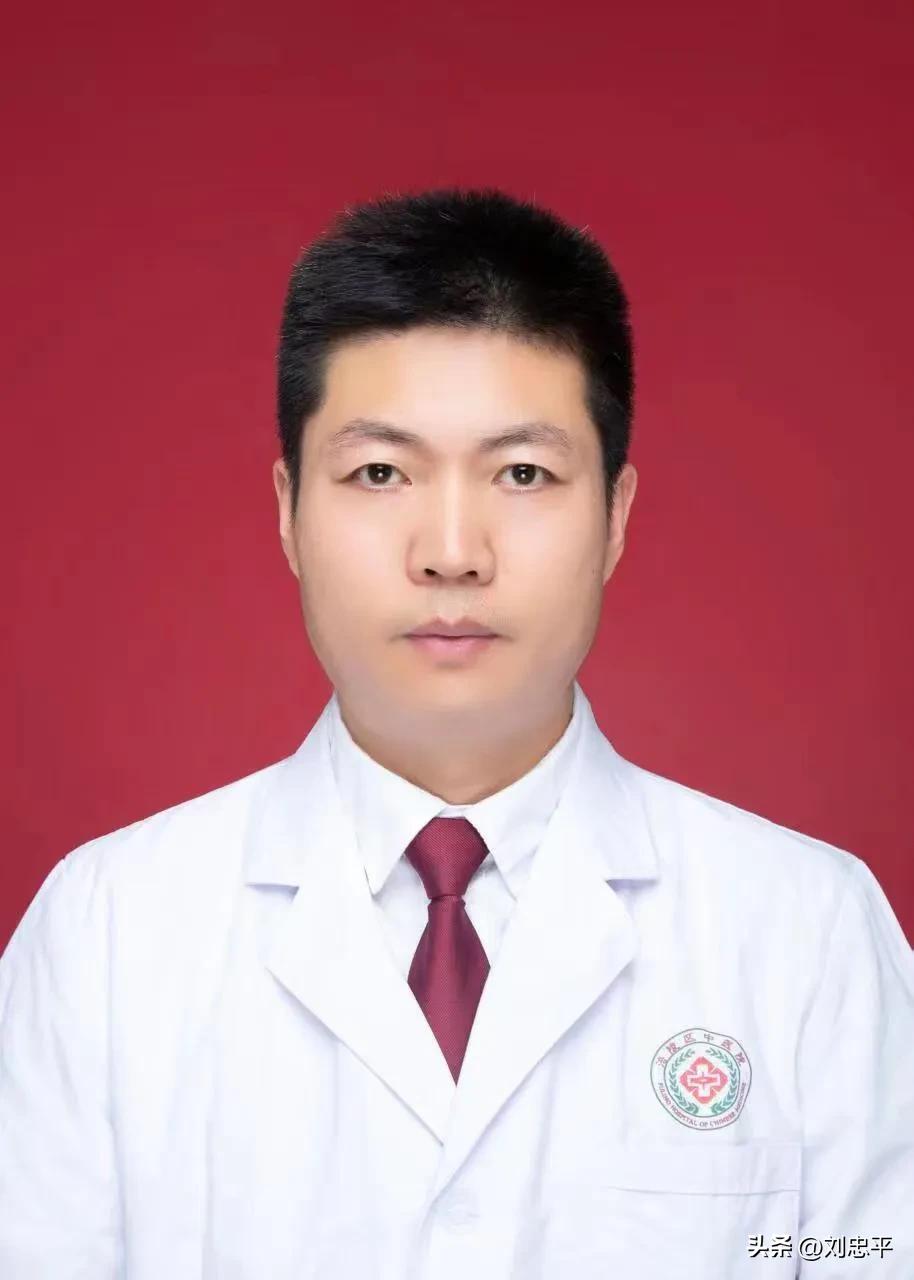 游刃于“脑海深处”的人——记涪陵区中医院神经外科主任姜剑华