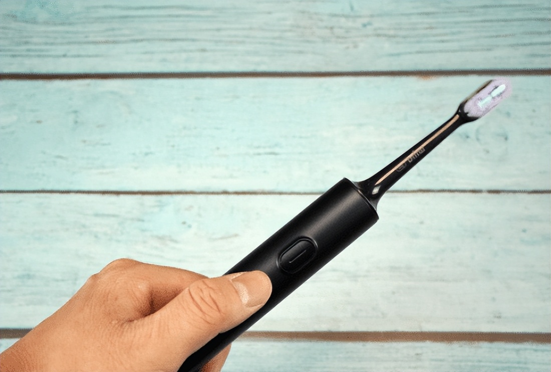 电动牙刷推荐前十名品牌,欧乐b电动牙刷p2000和p3000区别