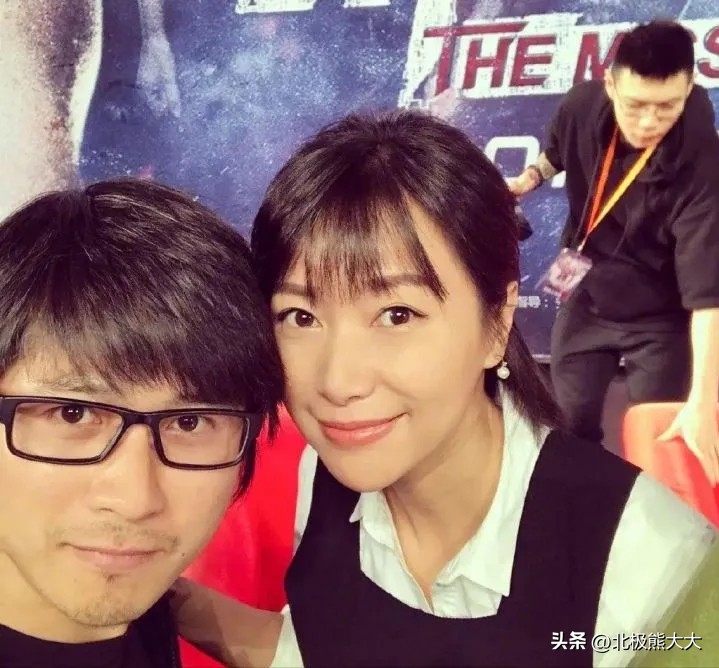 外骚内纯,24岁的徐静蕾成了大众情人