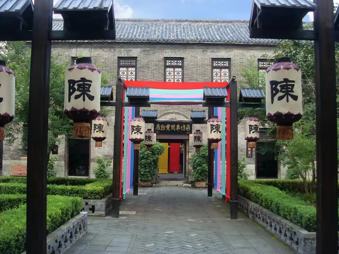 淄博烧烤在中国走红的有利条件,淄博烧烤走红本地人感受