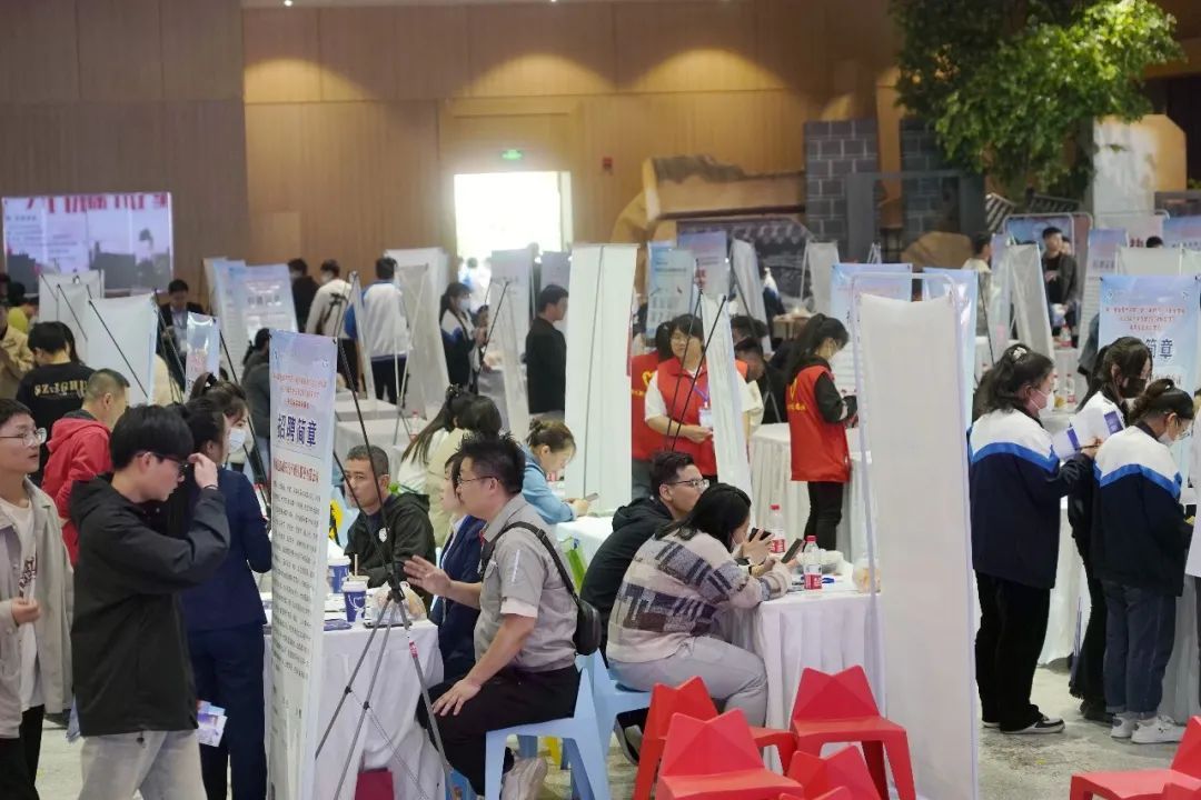 鹏程国际科技有限公司,鹏程国际教育