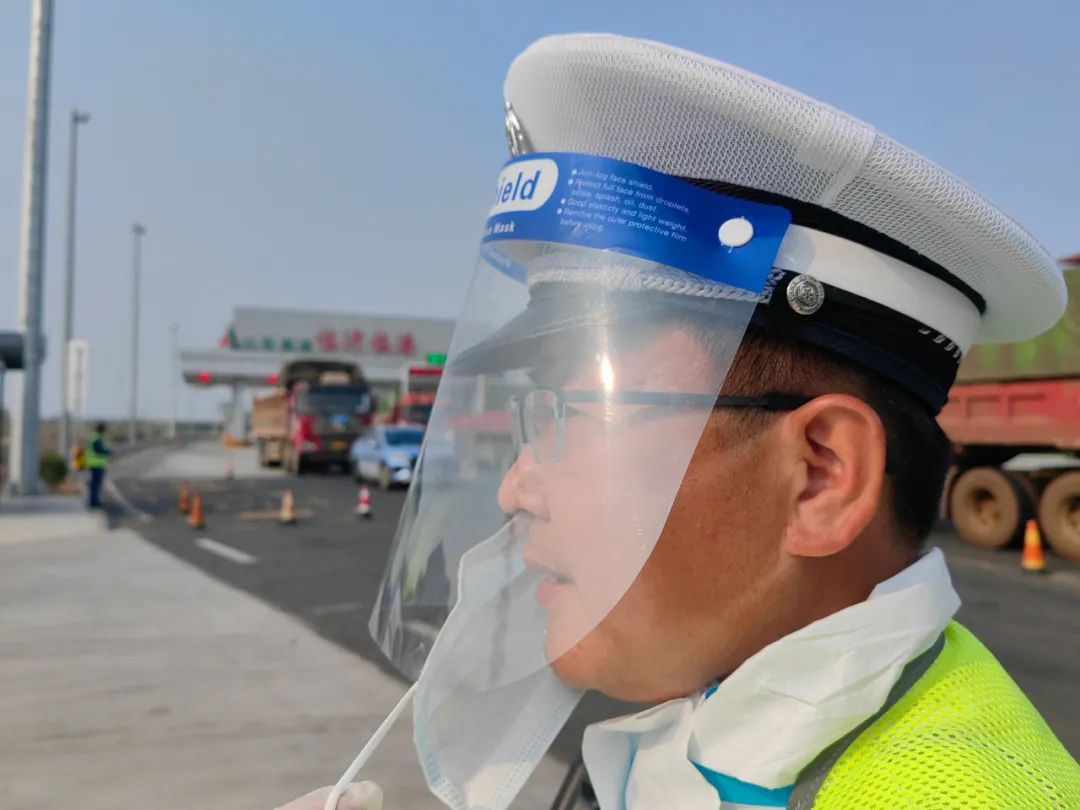 孩子对警察爸爸的留言,警察爸爸的留言父亲节