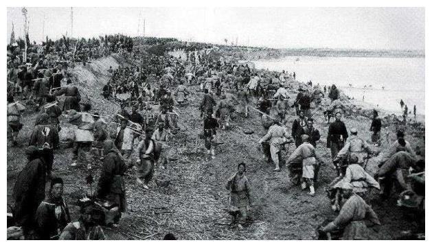 老人生日宴上儿女听完立刻报警,91岁的老人忽然说胡话