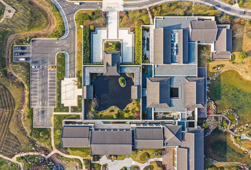 扛旗争先方面存在的差距,扛旗夺杯追赶超越