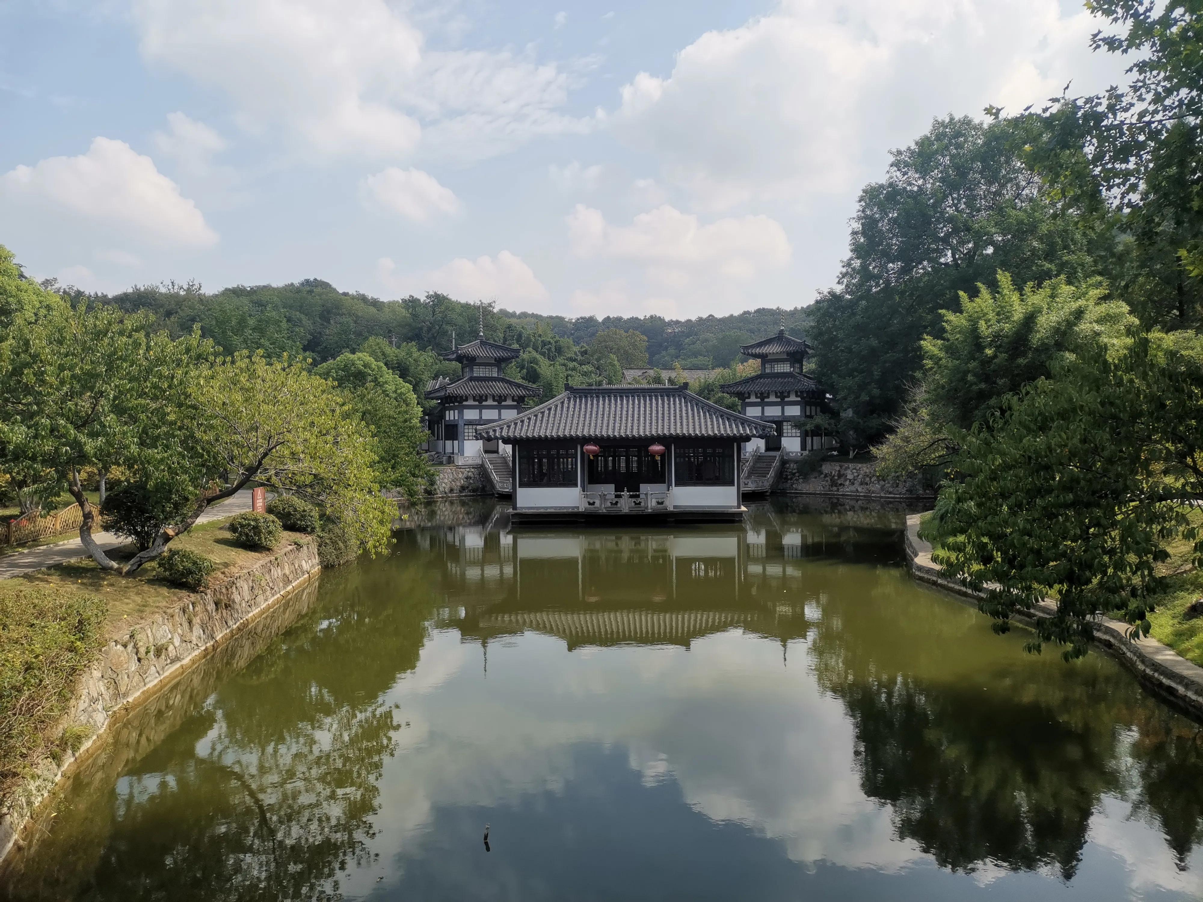 南京出发到镇江一日游跟团多少钱,南京去镇江旅行攻略路线