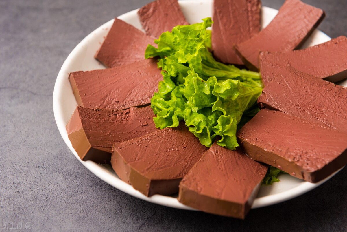 孕三个月贫血吃什么食物好,孕期补充什么营养素能避免贫血